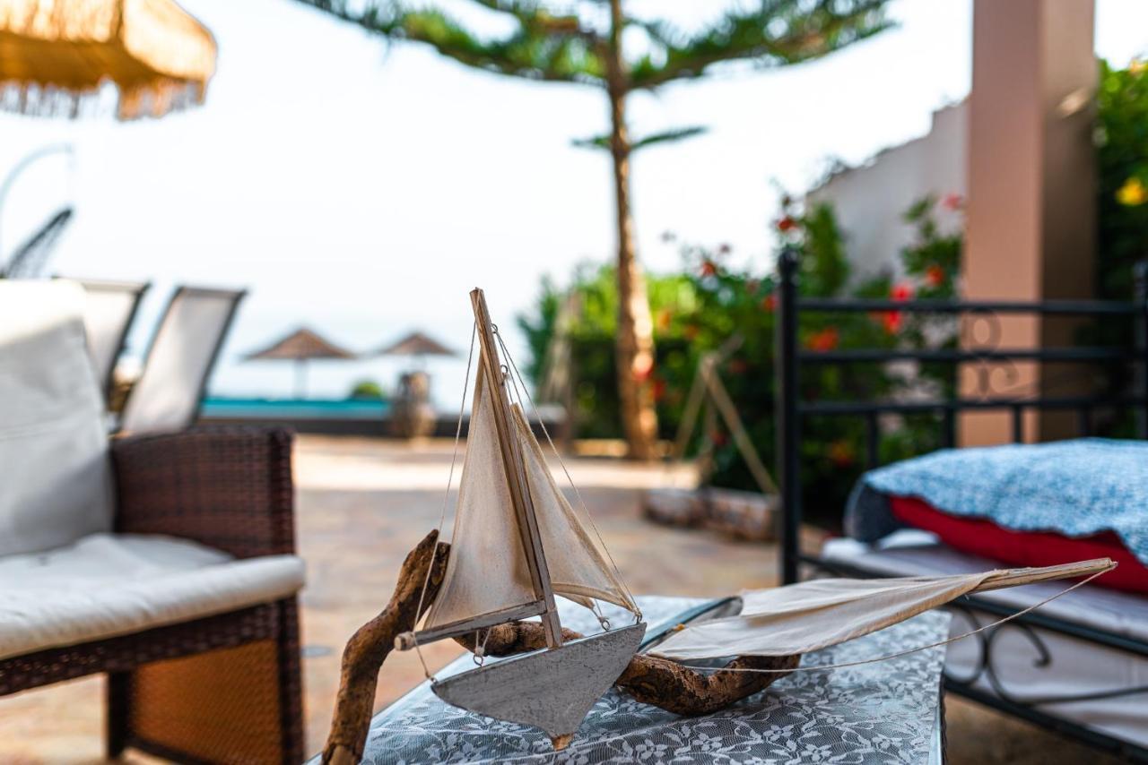 Beachfront Andriana Villa With Mini Pool And Spa Vasilikí Extérieur photo